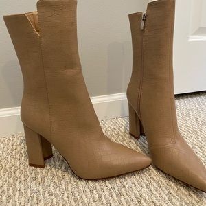 NEVER WORN - Faux Leather Bootie